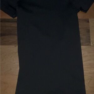 Lululemon Black Swiftly Tech Short-Sleeve Shirt 2.0
Hip Length